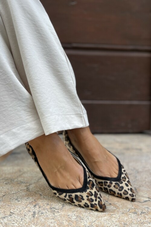 Scarpa flat animalier in cavallino